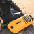 buddyswim-bojka-plywacka-asekuracyjna-28l-yellow-czepek.jpg